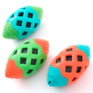 Zabawka TM ROYPET dla ps&oacute;w owalna piłka z wgłębieniami 18&times;9 cm